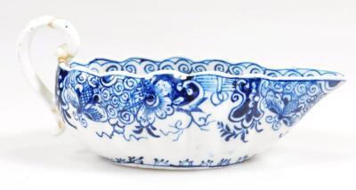 An 18thC Derby blue and white sauce boat - 3