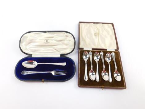 A set of six George V silver teaspoons