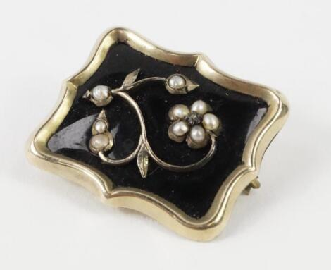 A Victorian serpentine rectangular hair locket morning brooch