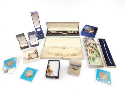 Silver and costume jewellery