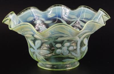 A Victorian vaseline glass shade