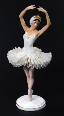 A Franklin Mint Ronald Van Ruyckevelt Swan Lake figure