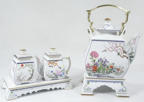 A Franklin Mint Birds and Flowers of The Orient two box part tea service
