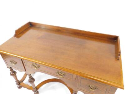 A William & Mary style walnut and mahogany cross banded dressing table - 2