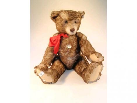 A Reproduction large Steiff bear 1926 model