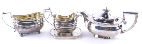 An associated George III silver tea service