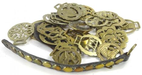 A quantity of horse brasses