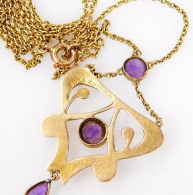 An Edwardian 9ct gold and amethyst Art Nouveau drop pendant - 2