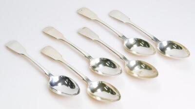 A set of six Edwardian silver dessert spoons