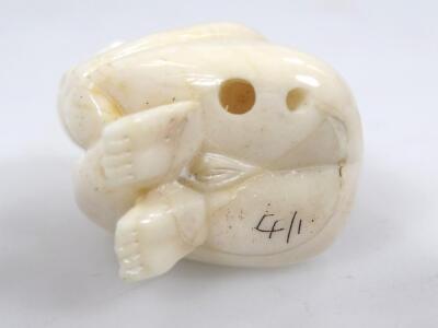 A Japanese Taisho period ivory netsuke - 3