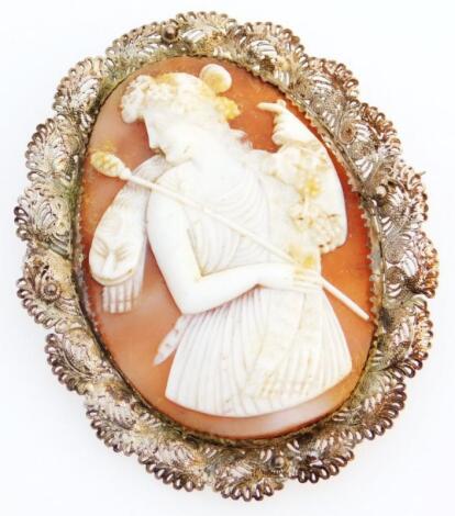 An early 20thC cameo brooch
