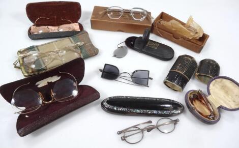 Various spectacles