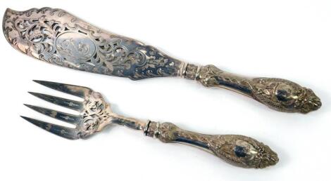 A pair of Victorian silver fish servers