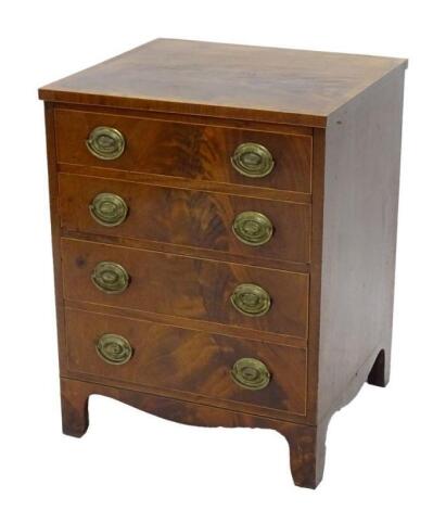 An early 19thC mahogany commode