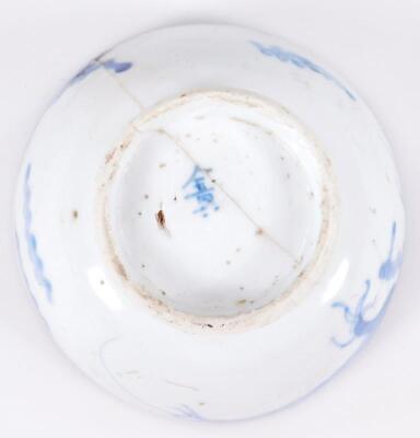 Three blue and white porcelain bowls - 3