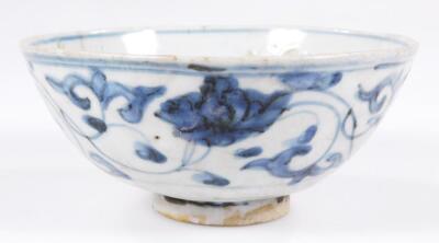 Three blue and white porcelain bowls - 5