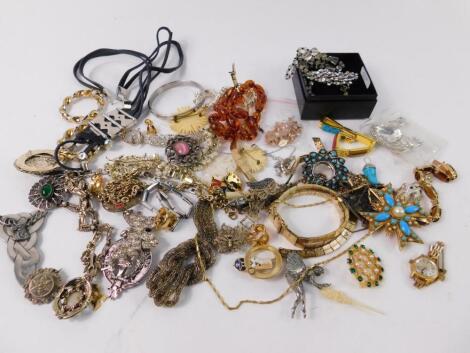 Silver and costume jewellery