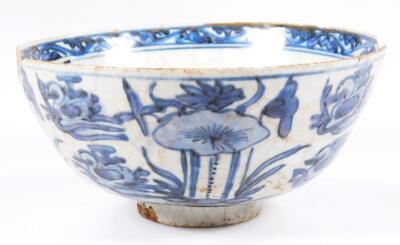 Three blue and white porcelain bowls - 12