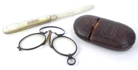 A late Victorian mother of pearl and silver bladed fruit knife