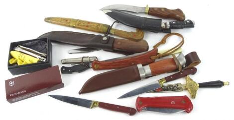 Miscellaneous hunting knives