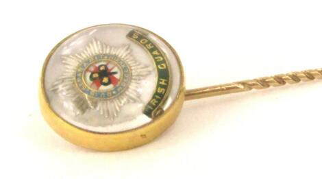 An Irish Guards 9ct gold stick pin