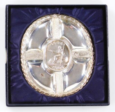 A Bank of England 1694-1994 commemorative Pensioner's Silver Gift Dish