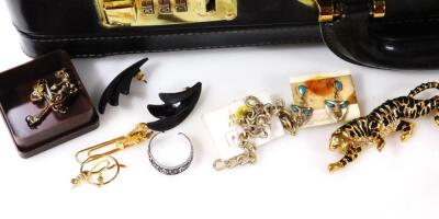 Various costume jewellery - 5