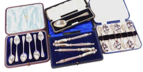 A set of six Victorian silver teaspoons