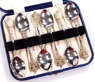 A set of six Victorian silver teaspoons - 4