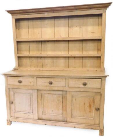 A 19thC pine dresser