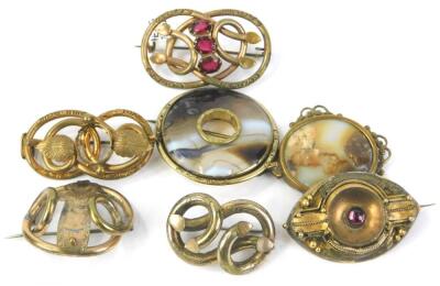 Various Victorian and later brooches