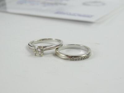 Two 18ct white gold rings - 2