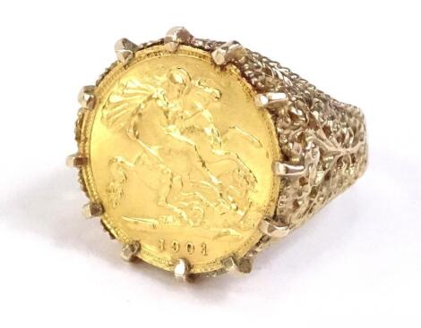 A Victorian half gold sovereign ring