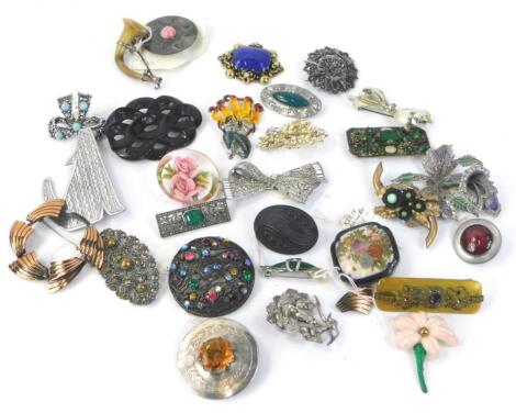 Costume jewellery brooches