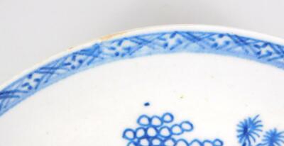 An 18thC First period Worcester porcelain blue and white tea bowl and saucer - 4