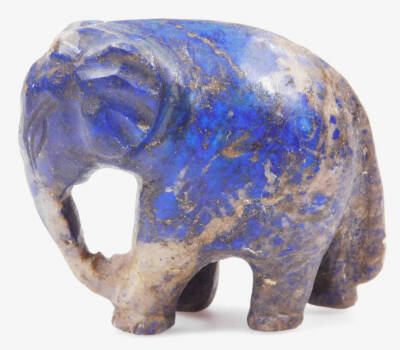 An oriental model of a elephant, possibly lapis lazuli, c1900, 7cm long. - 4