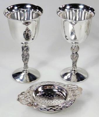 Various silver plate, to include a soup ladle, waiter, toast rack, and two goblets. (a quantity various dimensions) - 3