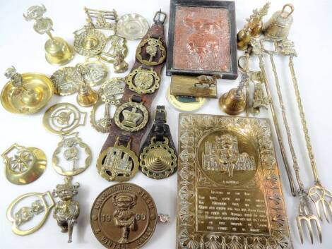 Lincoln Imp related and other brass ware, to include hand bell 14cm H, plaque, steam and vintage rally plaque, brass back plate, various horse brasses, etc. (a quantity) From the estate of R J ‘Bob’ Curry (Dec’d) of Grantham.