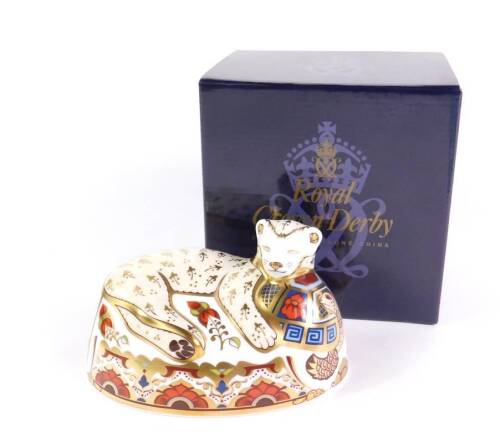 A Royal Crown Derby Imari paperweight modelled as the Lion Cub, limited edition 139/1500, commissioned by Sinclairs, boxed with certificate.