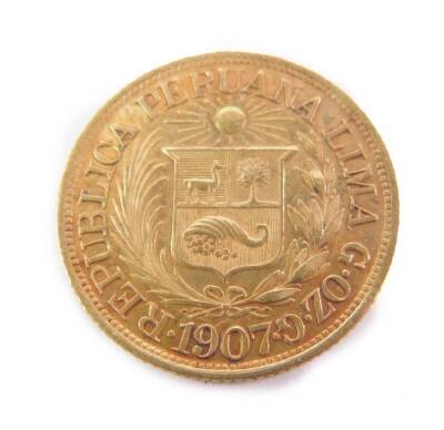 A Peruvian gold half Libra 1907, 4.0g.