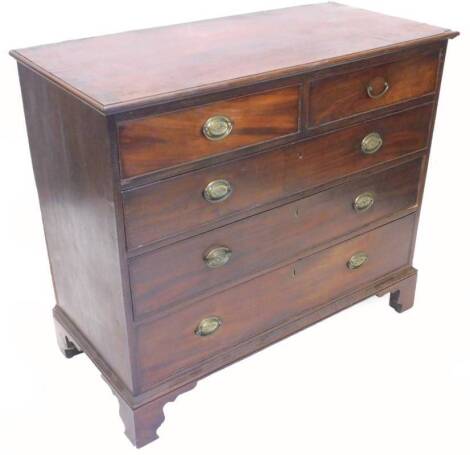 An early 19thC mahogany chest of drawers, the rectangular top with a moulded edge above two short and three long drawers on bracket feet, 111cm W.