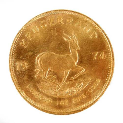 A 1974 gold Krugerrand, 3cm Dia., 1oz.