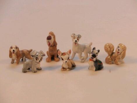 Seven Wade Disney Hatbox figures