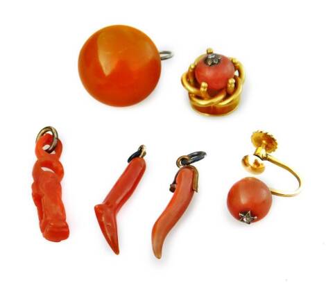 A small collection of coral jewellery, to include a Victorian bloom gold and coral collar stud, a similar design coral and star set gold screw back earring, three coral drop pendants and a butterscotch amber single earring with a silver back. (5)