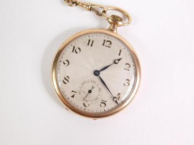 A 9ct gold pocket watch - 2