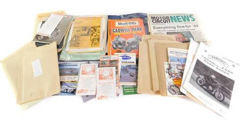 Porsche Club booklets and brochures, motor racing programmes, and motorcycle programmes. (qty)