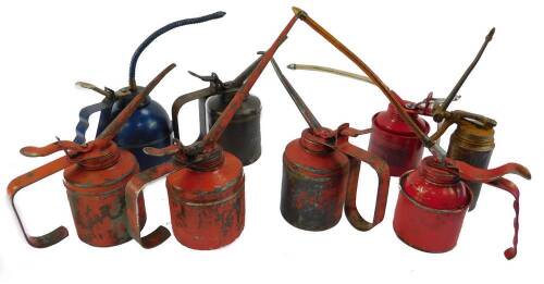 Vintage motoring oil cans. (8)