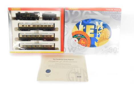 A Hornby OO gauge set The Cambrian Coast Express, including Castle Class locomotive Nunney Castle, limited edition 1236/1500, boxed with certificate.