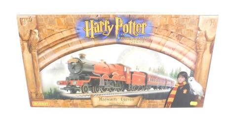 A Hornby OO gauge Harry Potter electric train set, Hogwarts Express, R1025, boxed.