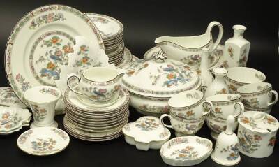 A quantity of Wedgwood Kutani Crane dinner and teaware etc., to include vases, tureen and cover, sauce boat etc.